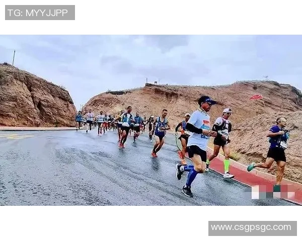 深圳城市马拉松点评:极限运动队默契配合展现团队精神与竞技魅力 深圳城市马拉松点评:极限运动队默契配合展现团队精神与竞技魅力