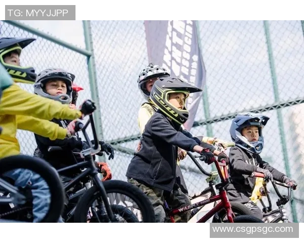 深圳极限运动队的速度之旅揭秘挑战与激情的完美结合 深圳极限运动队的速度之旅揭秘挑战与激情的完美结合