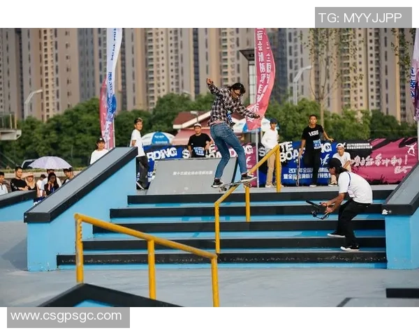 滑板精英赛特别报道：见证上海攀岩队从默默无闻到崭露头角的成长历程